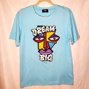 Camp Sky Blue Colorful Dream Big Mens Short Sleeve Shirt Tee Size Medium Casual